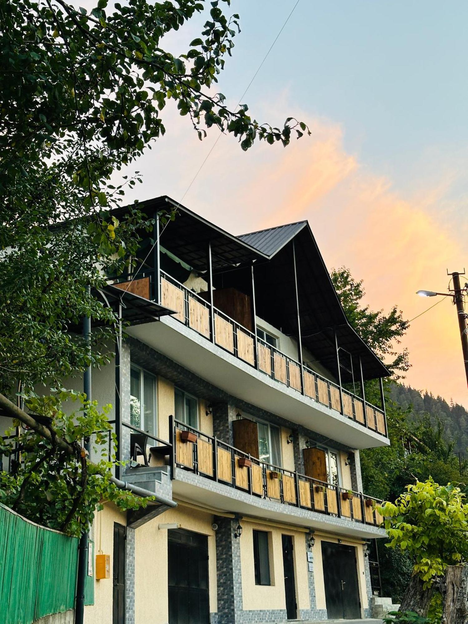 Woodland Borjomi Ξενοδοχείο Εξωτερικό φωτογραφία